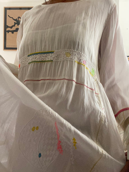 FLORA DRESS, WHITE / YELLOW CHIKAN EMBROIDERY