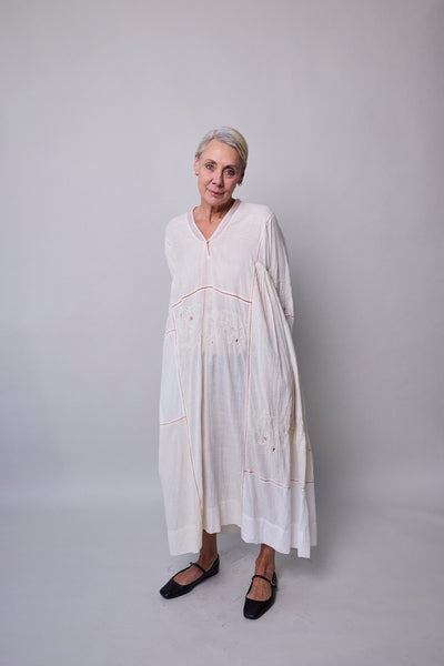 CHIKAN CAFTAN, IVORY EMBROIDERY
